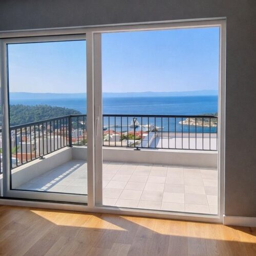 Makarska stan s pogledom 103m2
